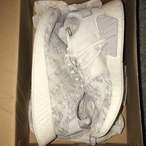 BRAND NEW Adidas Women’s sneakers
